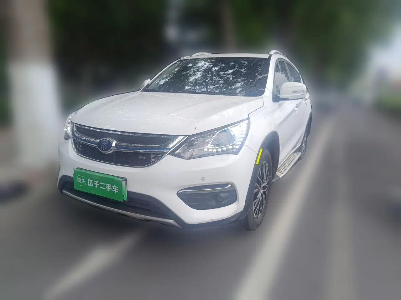 BYD Song New Energy 2017 Song DM 1.5TID All-Wheel Drive Luxury Model — миниатюра 1