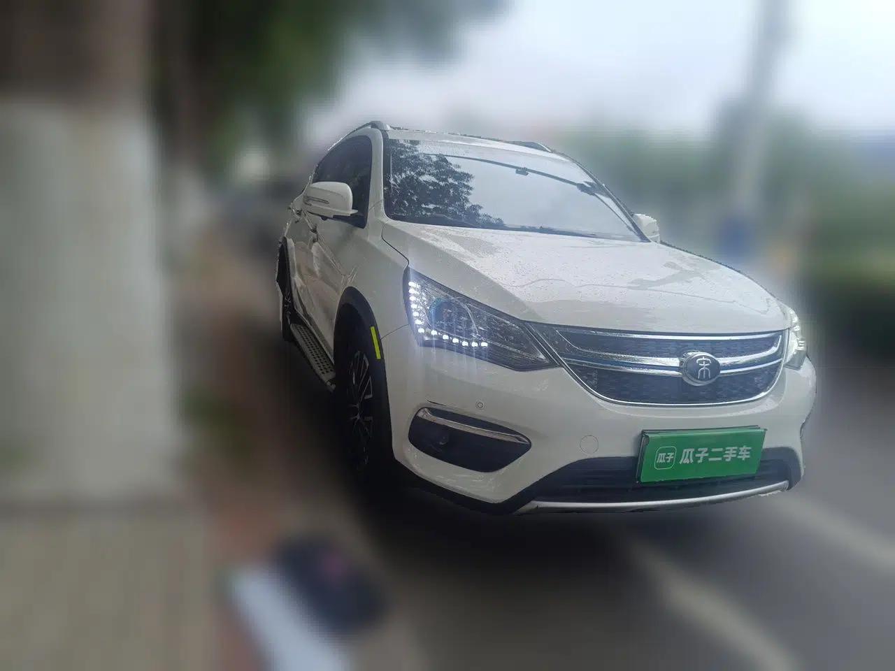BYD Song New Energy 2017 Song DM 1.5TID All-Wheel Drive Luxury Model — миниатюра 3