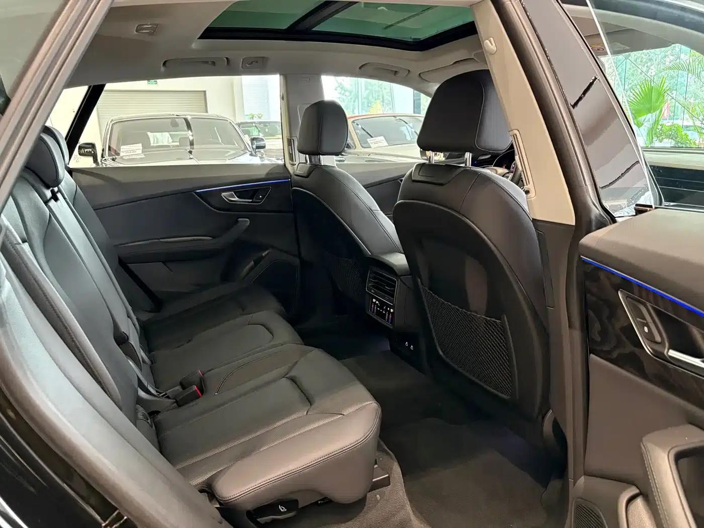 Audi Q8 2023 55 TFSI Luxury Dynamic — миниатюра 18