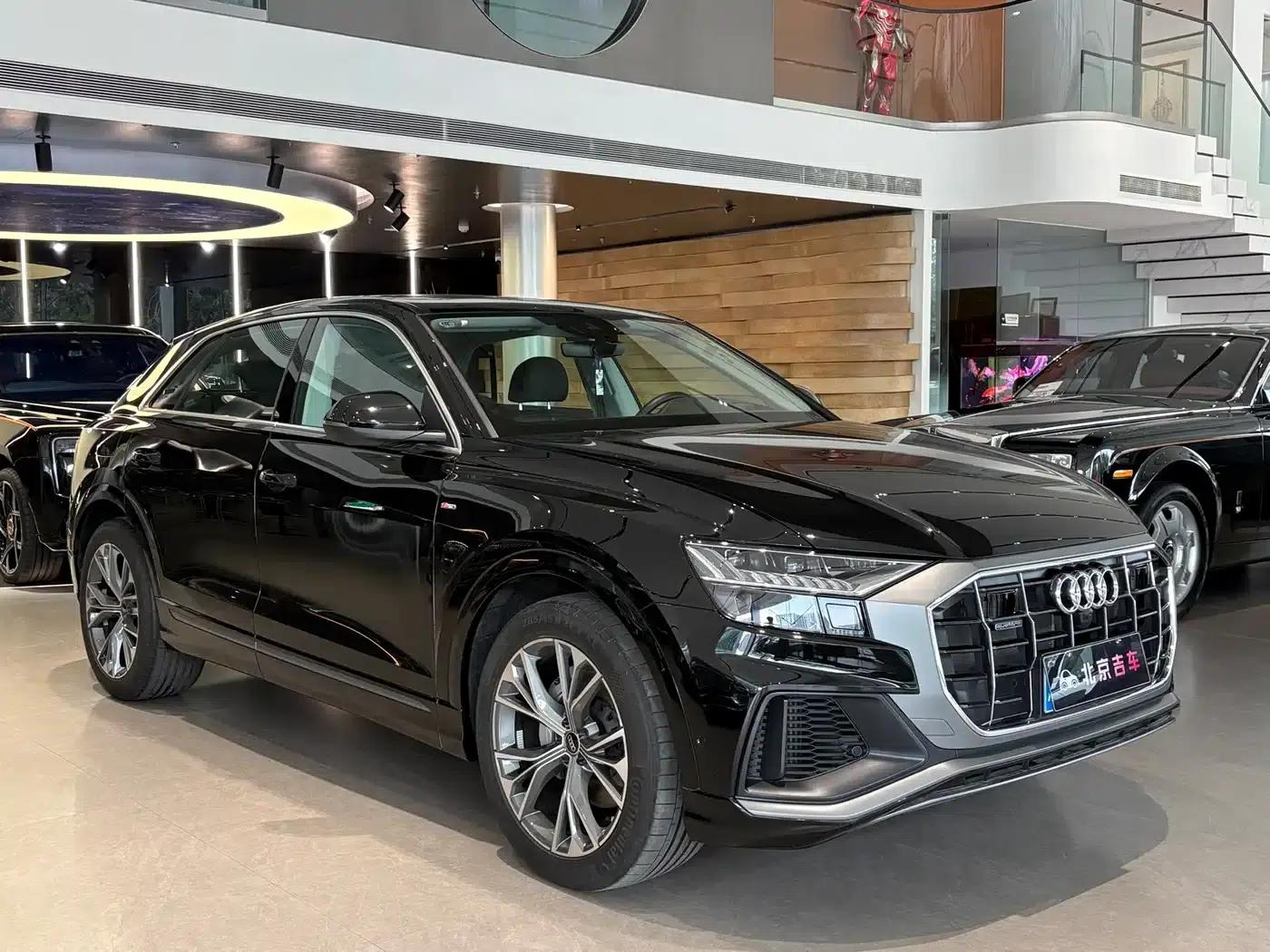 Audi Q8 2023 55 TFSI Luxury Dynamic — миниатюра 3