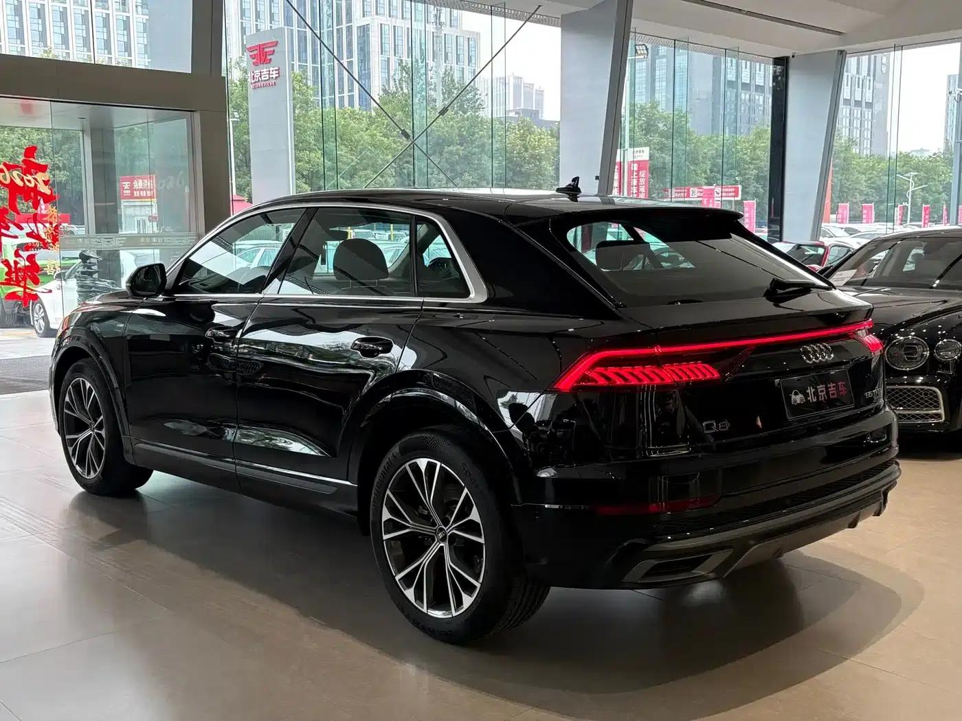 Audi Q8 2023 55 TFSI Luxury Dynamic — миниатюра 23
