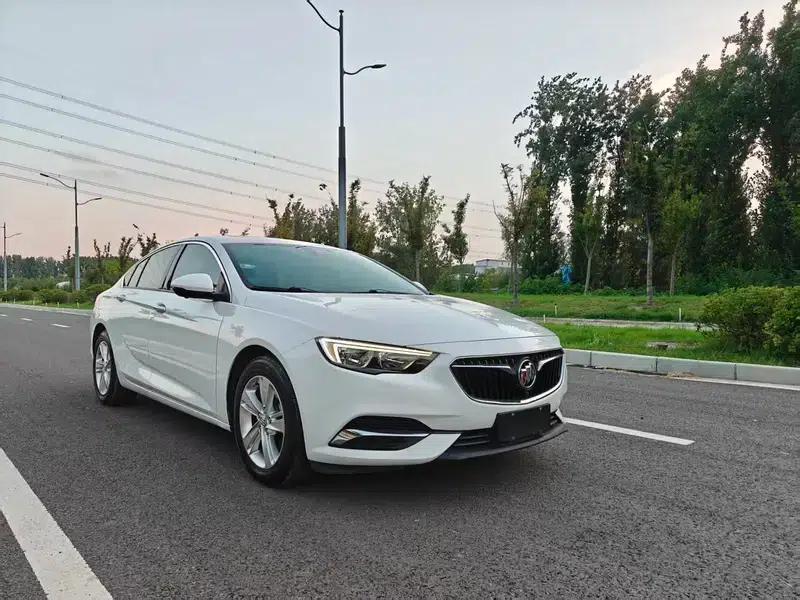 Buick Regal 2017 20T Elite — миниатюра 3