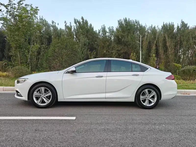 Buick Regal 2017 20T Elite — миниатюра 4