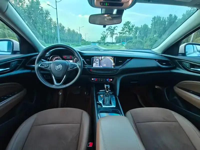 Buick Regal 2017 20T Elite — миниатюра 10