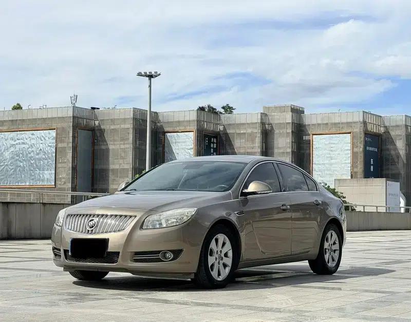 Buick Regal 2012 2.0L Luxury Edition — миниатюра 1