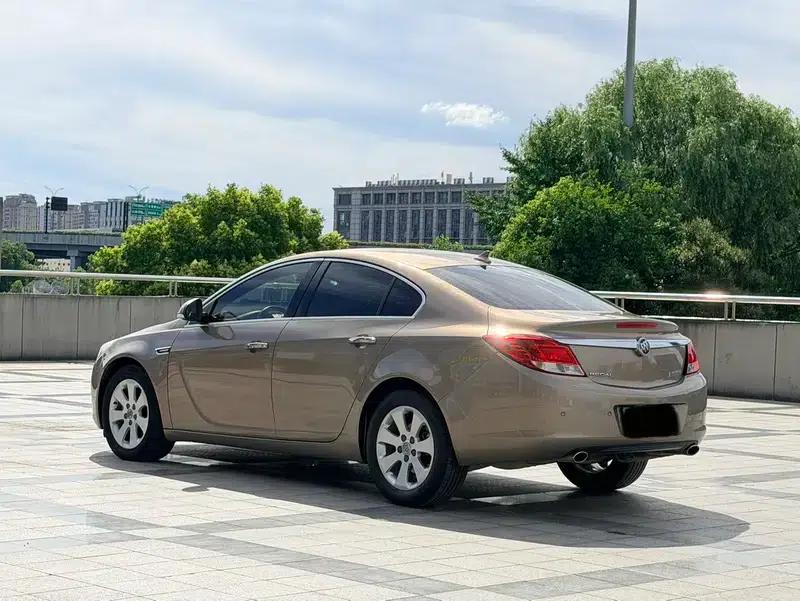 Buick Regal 2012 2.0L Luxury Edition — миниатюра 4