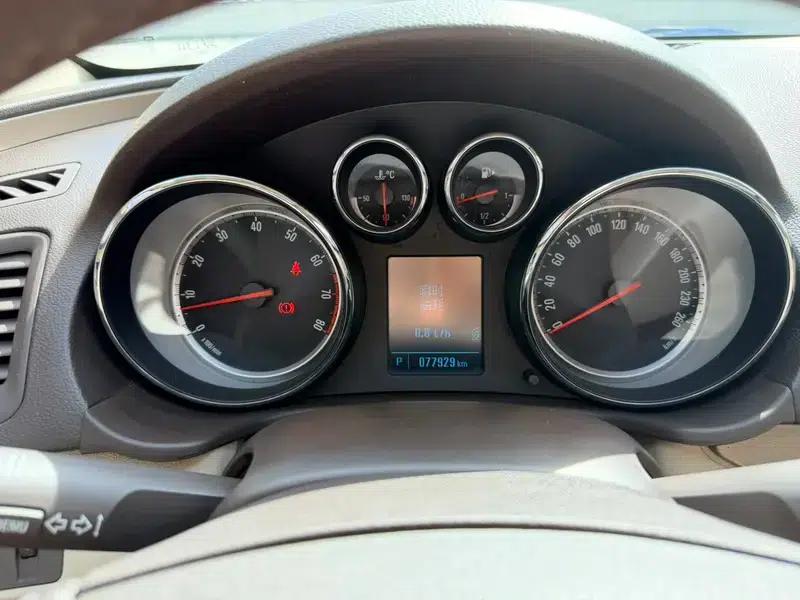 Buick Regal 2012 2.0L Luxury Edition — миниатюра 9
