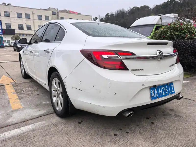 Buick Regal 2015 2.0L Elite Fashion Edition — миниатюра 4