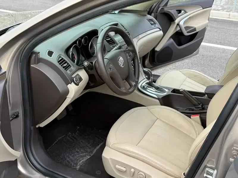 Buick Regal 2010 2.0L Expo Edition — миниатюра 8