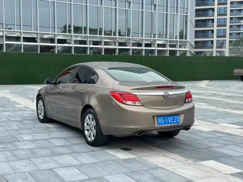 Buick Regal 2011 2.4L SIDI Comfort Edition — миниатюра 5