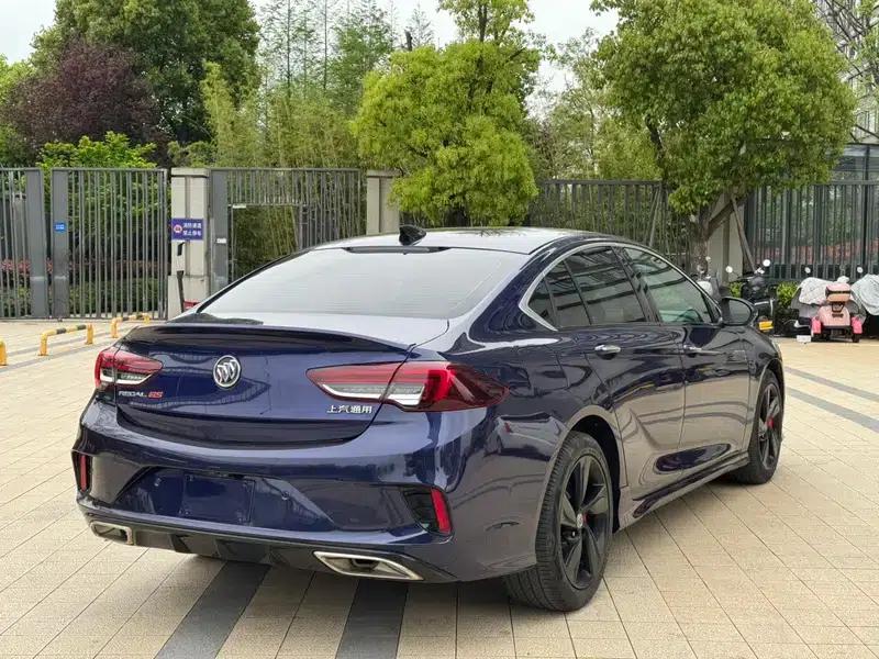Buick Regal 2021 GS 28T Premium — миниатюра 6