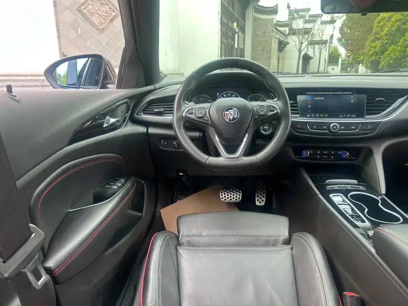 Buick Regal 2021 GS 28T Elite — миниатюра 11