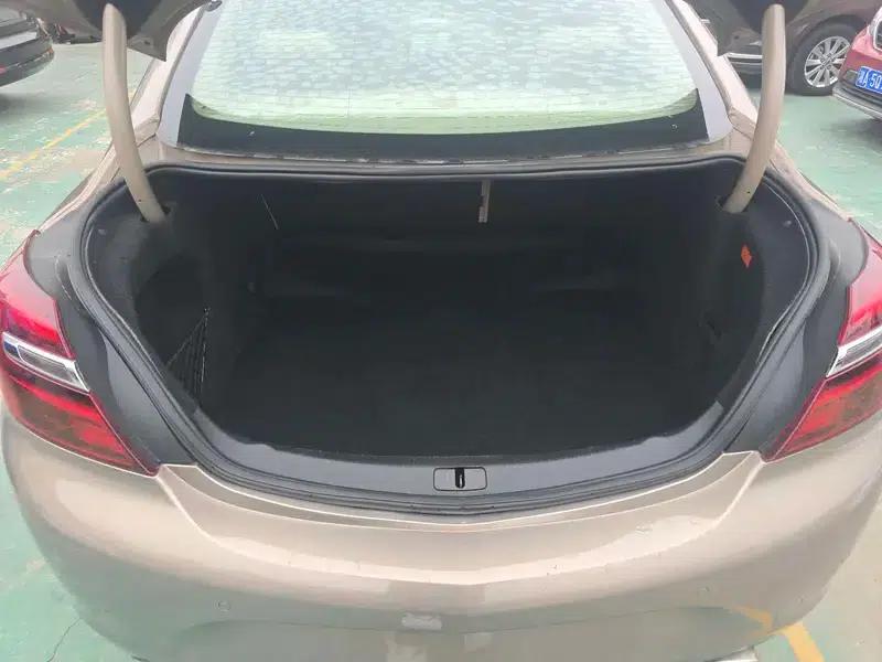 Buick Regal 2015 2.0L Leading Fashion Edition — миниатюра 18