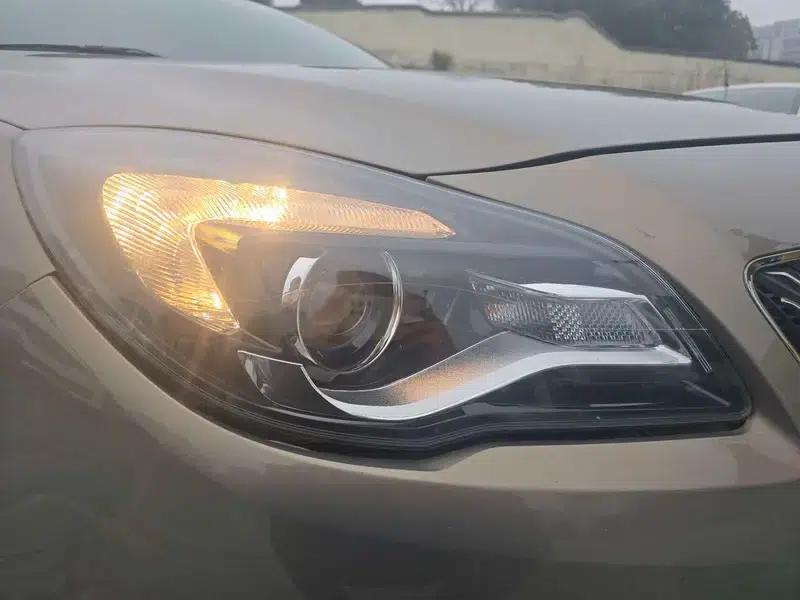 Buick Regal 2015 2.0L Leading Fashion Edition — миниатюра 8