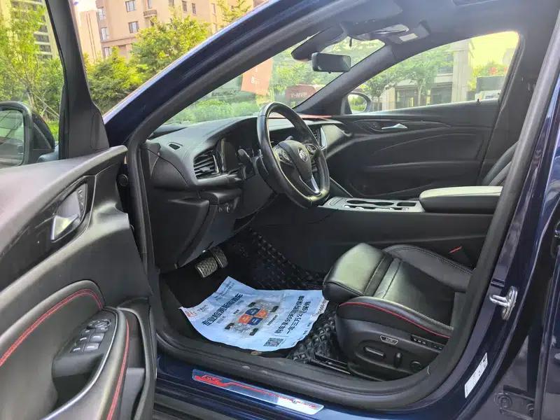 Buick Regal 2021 GS 28T Premium — миниатюра 10