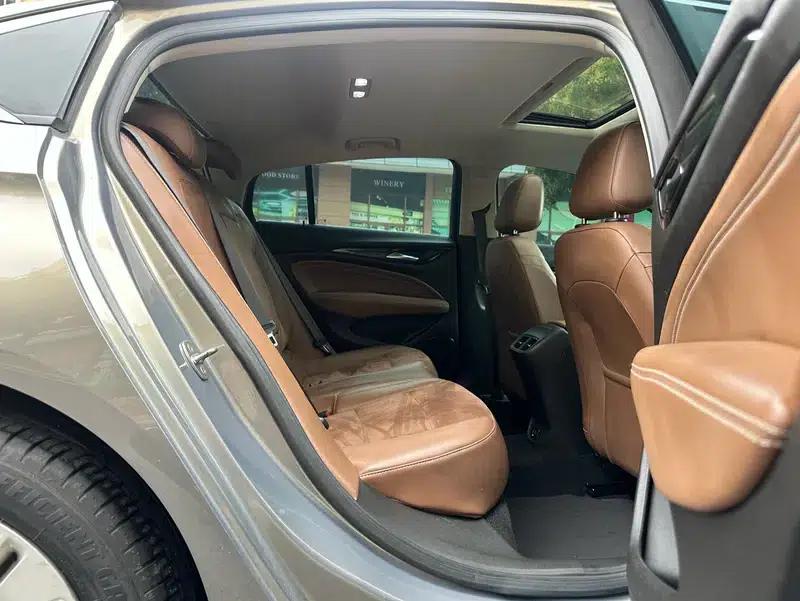 Buick Regal 2017 20T Elite — миниатюра 20