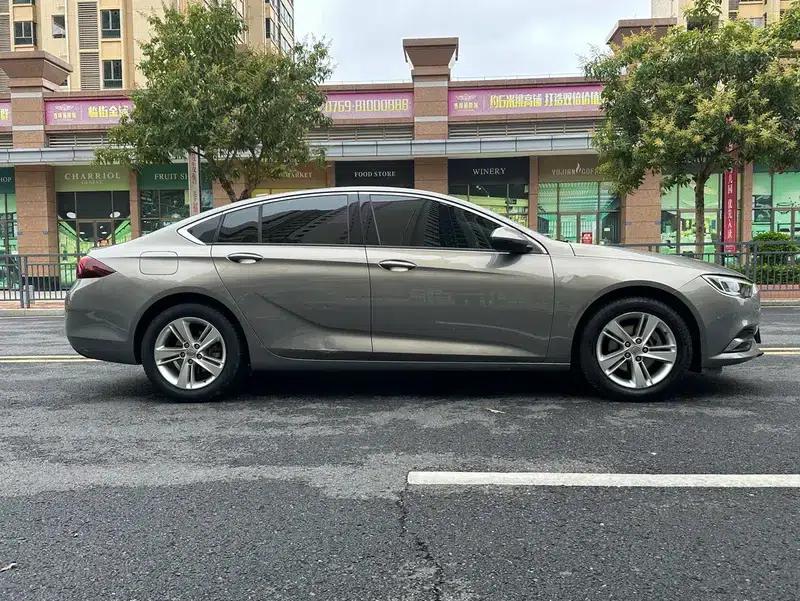 Buick Regal 2017 20T Elite — миниатюра 8