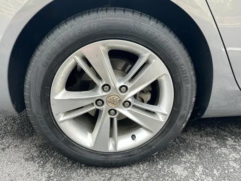 Buick Regal 2017 20T Elite — миниатюра 9