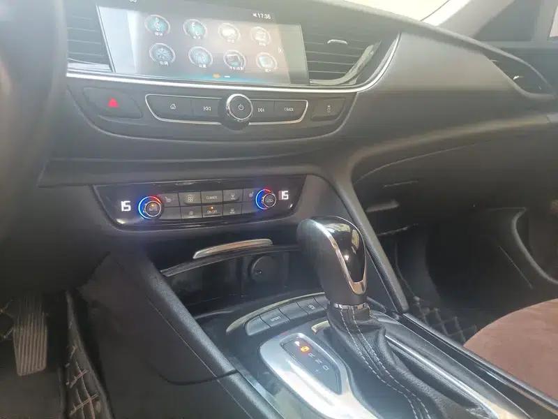Buick Regal 2017 20T Elite — миниатюра 10