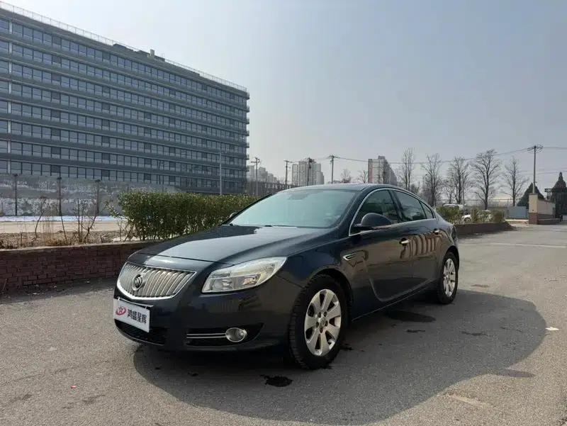 Buick Regal 2012 2.0L Luxury Edition — миниатюра 1