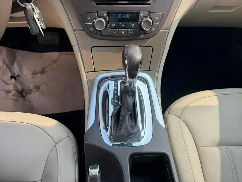 Buick Regal 2012 2.0L Luxury Edition — миниатюра 18
