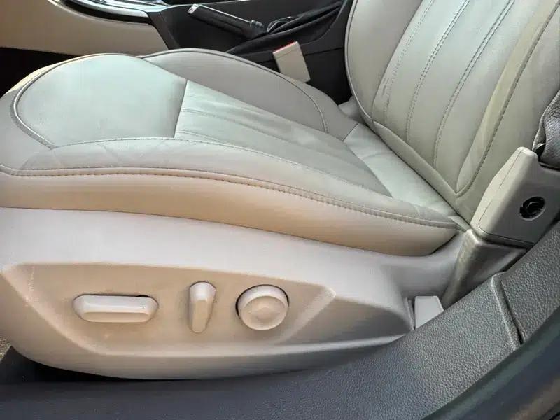 Buick Regal 2012 2.0L Luxury Edition — миниатюра 22