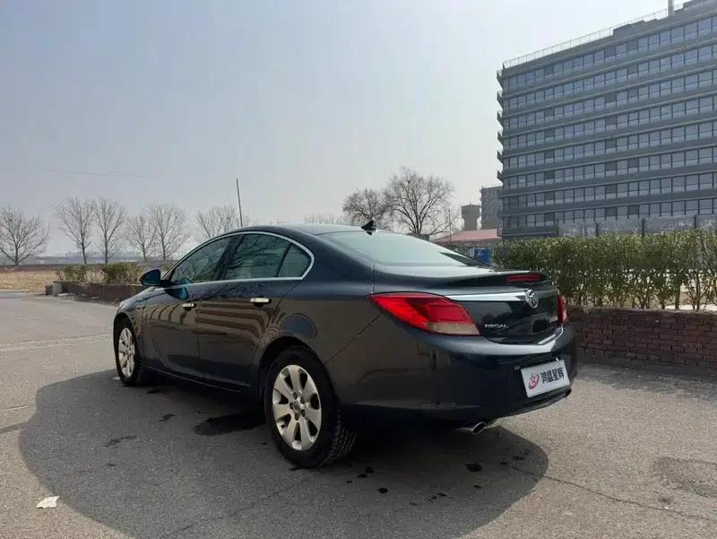 Buick Regal 2012 2.0L Luxury Edition — миниатюра 4