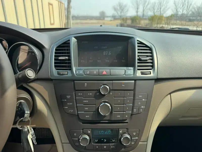 Buick Regal 2012 2.0L Luxury Edition — миниатюра 10