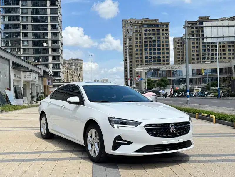 Buick Regal 2023 552T Smart Edition — миниатюра 3
