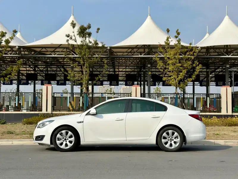 Buick Regal 2015 1.6T Elite Technology Edition — миниатюра 4