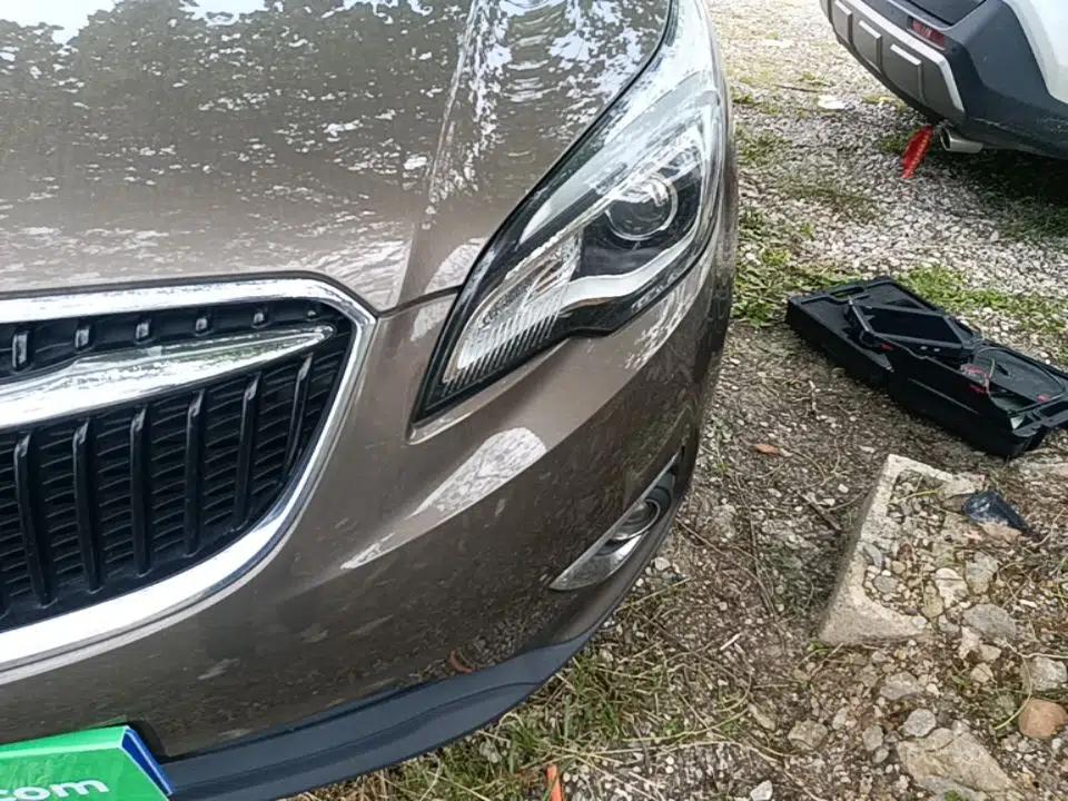 Buick Envision 2018 20T Two-Wheel-Drive Elite Model — миниатюра 8