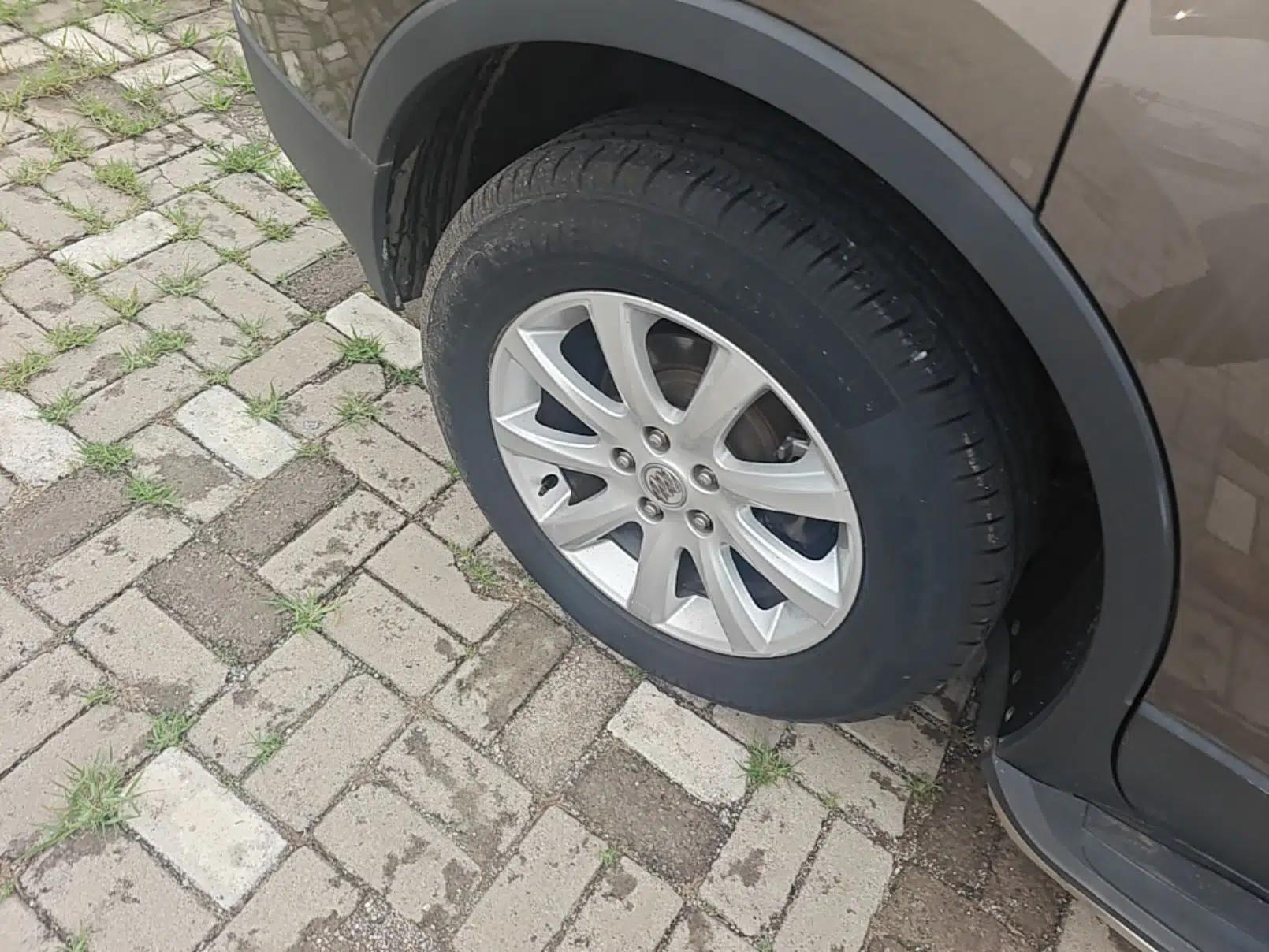 Buick Envision 2018 20T Two-Wheel-Drive Elite Model — миниатюра 16