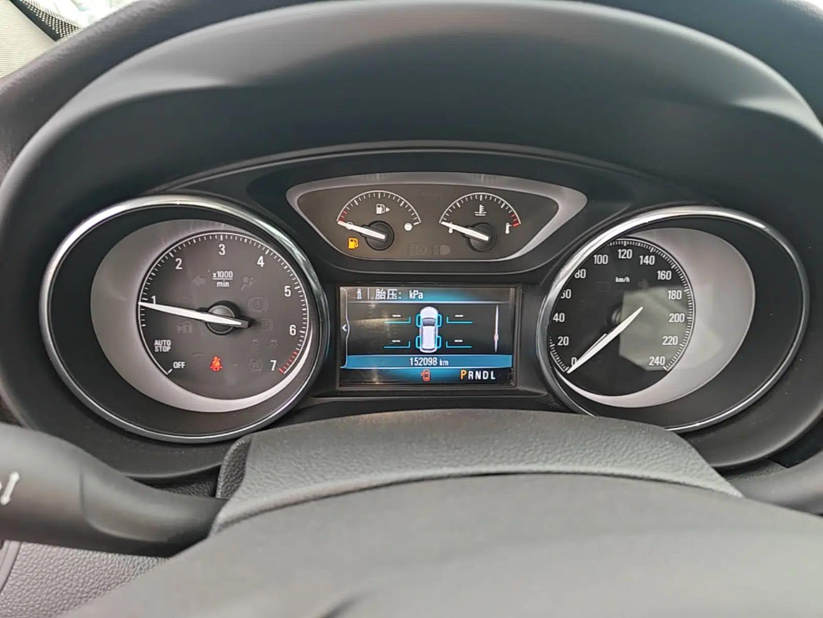 Buick Envision 2018 20T Two-Wheel-Drive Elite Model — миниатюра 19