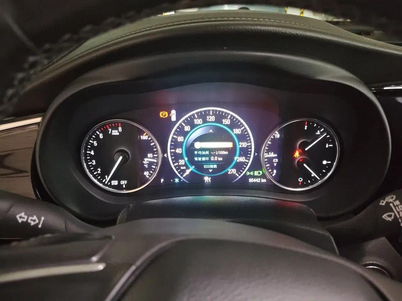 Buick Envision 2018 28T All-Wheel-Drive Versatile Sports Flagship Model — миниатюра 11