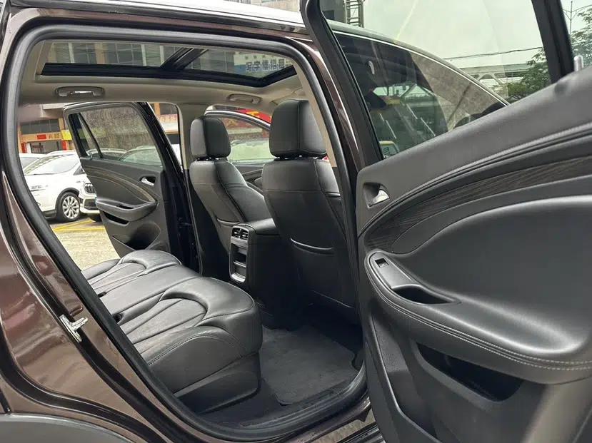 Buick Envision 2020 20T Two-Wheel Drive Elite Version — миниатюра 30
