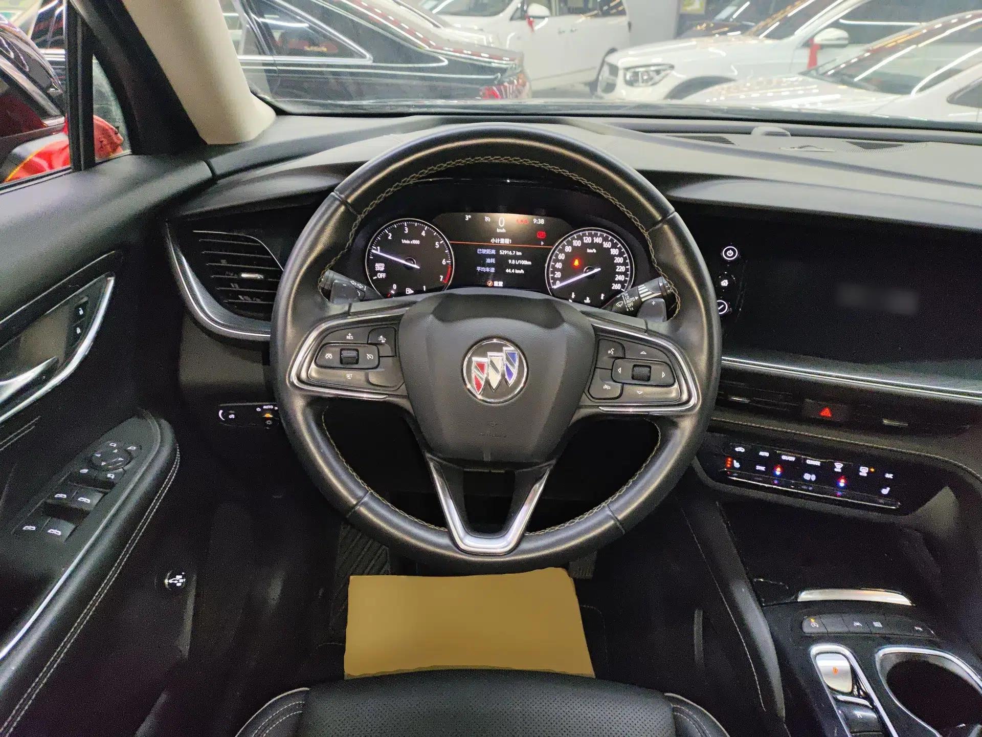 Buick Envision 2022 Encore S 652T Two-Wheel-Drive Luxury Model — миниатюра 13