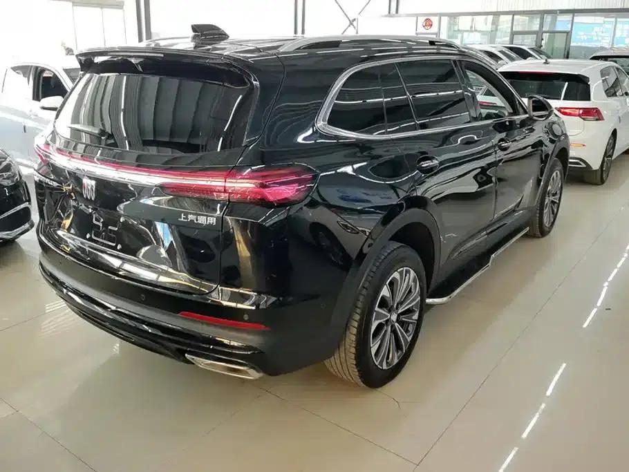 2025 Buick Envision Plus 28T 2WD Platinum Edition — миниатюра 3