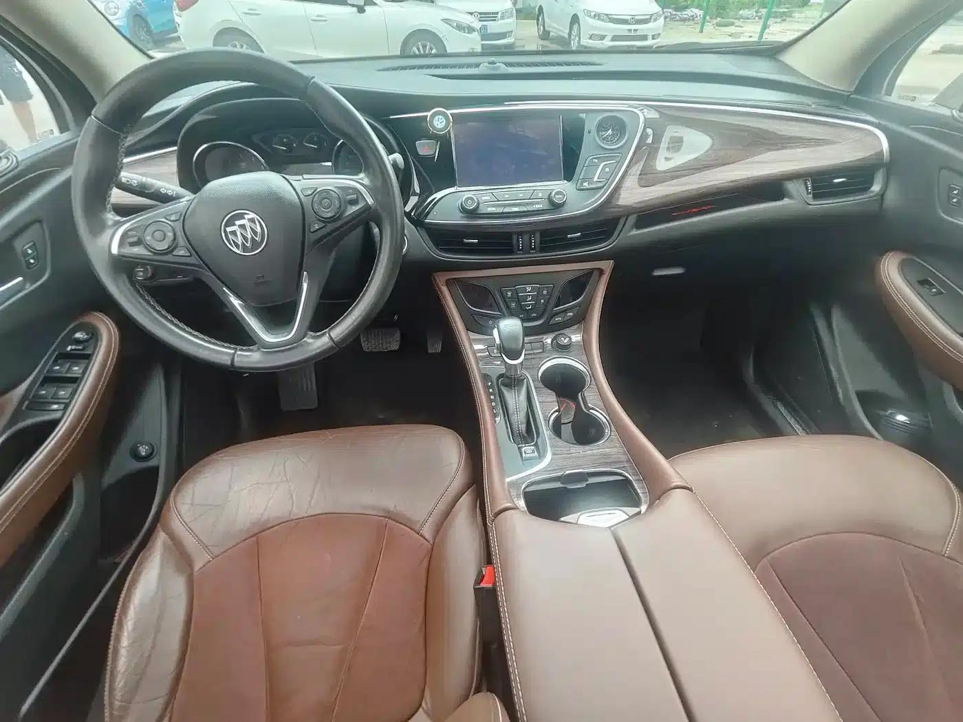 2017 Buick Envision Plus 20T 2WD Luxury — миниатюра 6