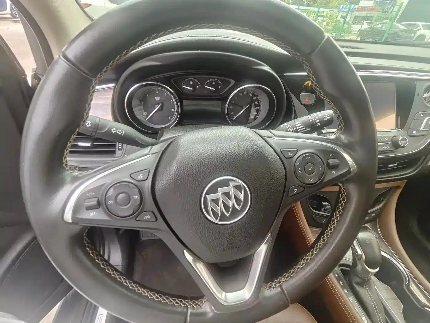 2017 Buick Envision Plus 20T 2WD Luxury — миниатюра 7
