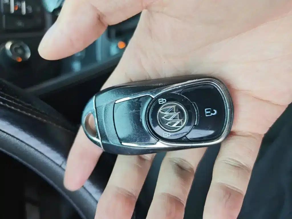 2017 Buick Envision Plus 20T Two-Wheel Drive Technical Edition — миниатюра 9