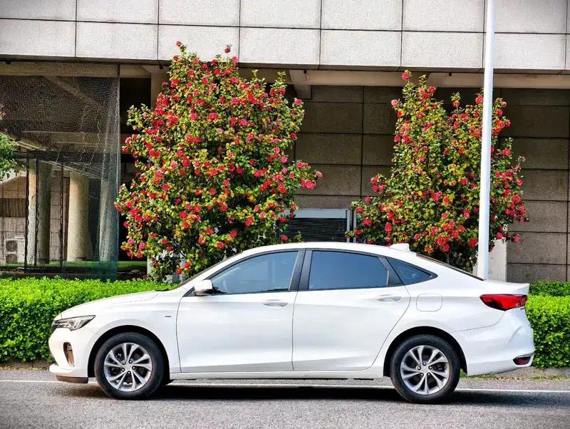 Buick Verano 2022 Pro 533T Enjoy Edition — миниатюра 3