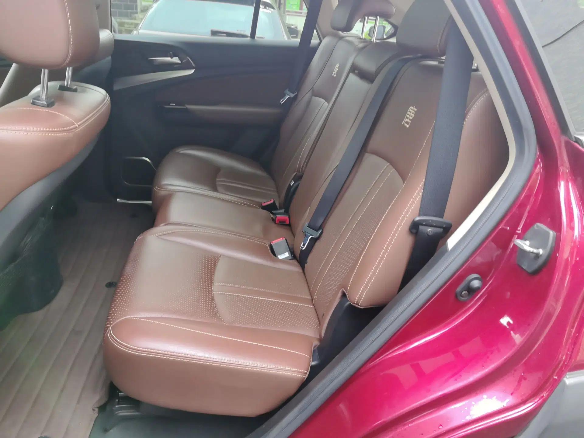 BYD Tang New Energy 2015 2.0T Four-Wheel-Drive Flagship Model — миниатюра 17