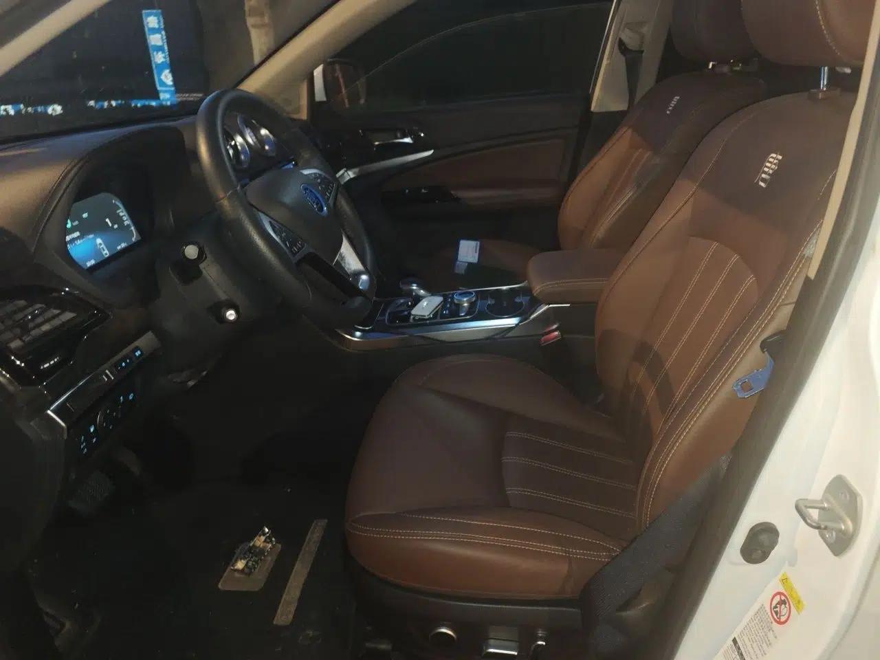 BYD Tang New Energy 2017 2.0T All-Wheel Drive Hyatt Model — миниатюра 15