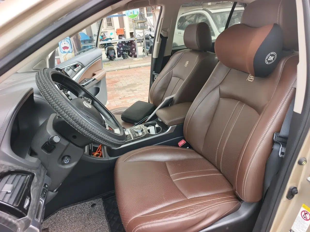 BYD Tang New Energy 2015 2.0T Four-Wheel-Drive Flagship Model — миниатюра 15