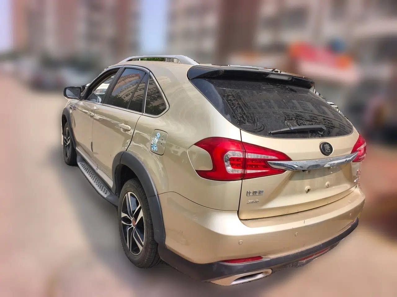 BYD Tang New Energy 2015 2.0T Four-Wheel-Drive Flagship Model — миниатюра 4