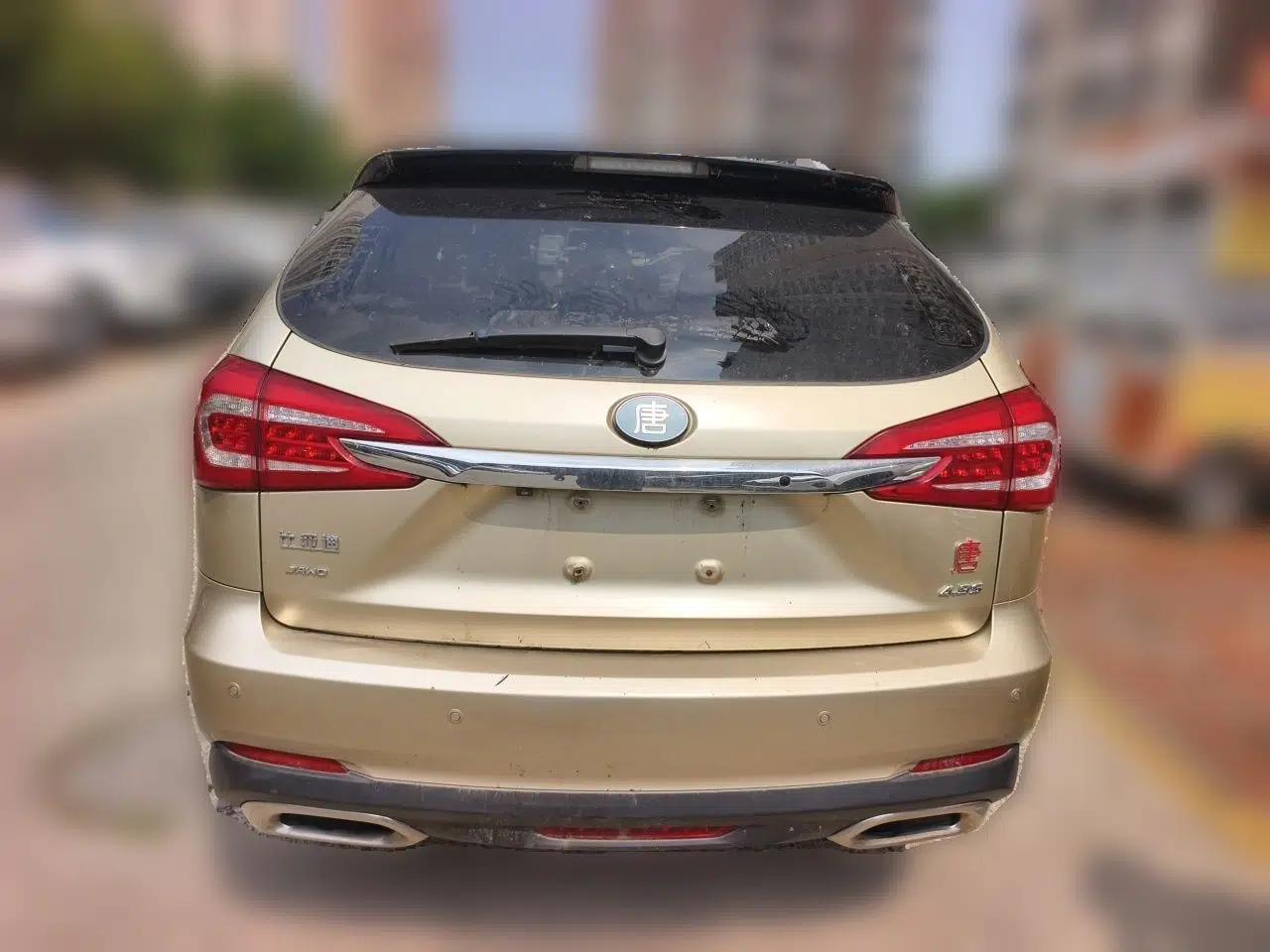 BYD Tang New Energy 2015 2.0T Four-Wheel-Drive Flagship Model — миниатюра 5