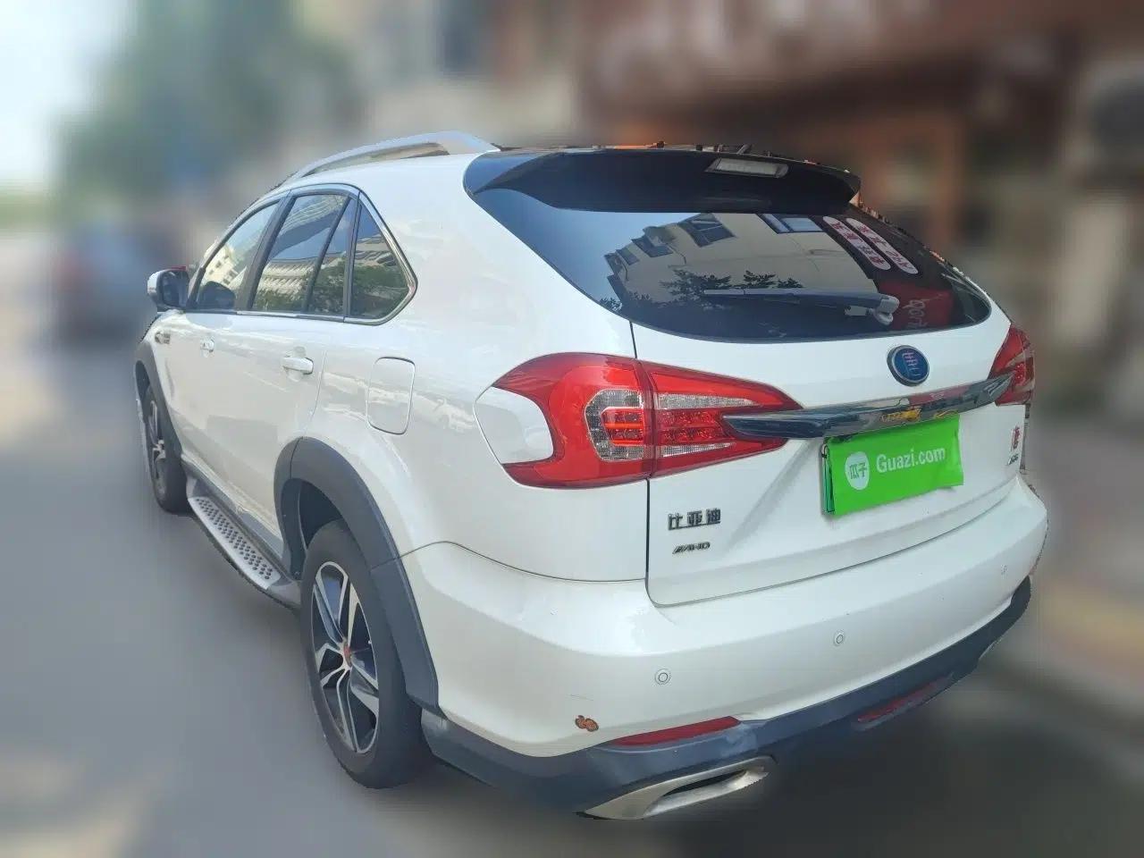 BYD Tang New Energy 2015 2.0T Four-Wheel-Drive Flagship Model — миниатюра 4