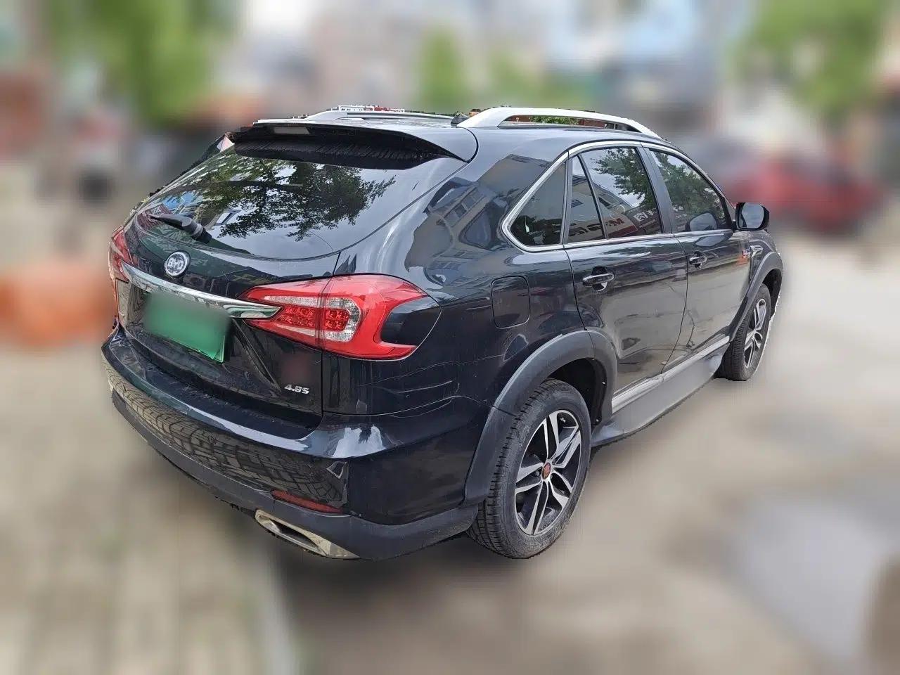 BYD Tang New Energy 2015 2.0T Four-Wheel-Drive Flagship Model — миниатюра 6