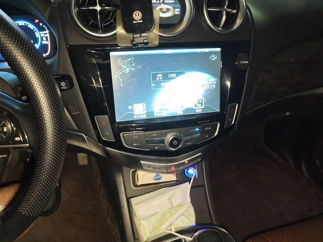 BYD Tang New Energy 2015 2.0T Four-Wheel-Drive Flagship Model — миниатюра 13