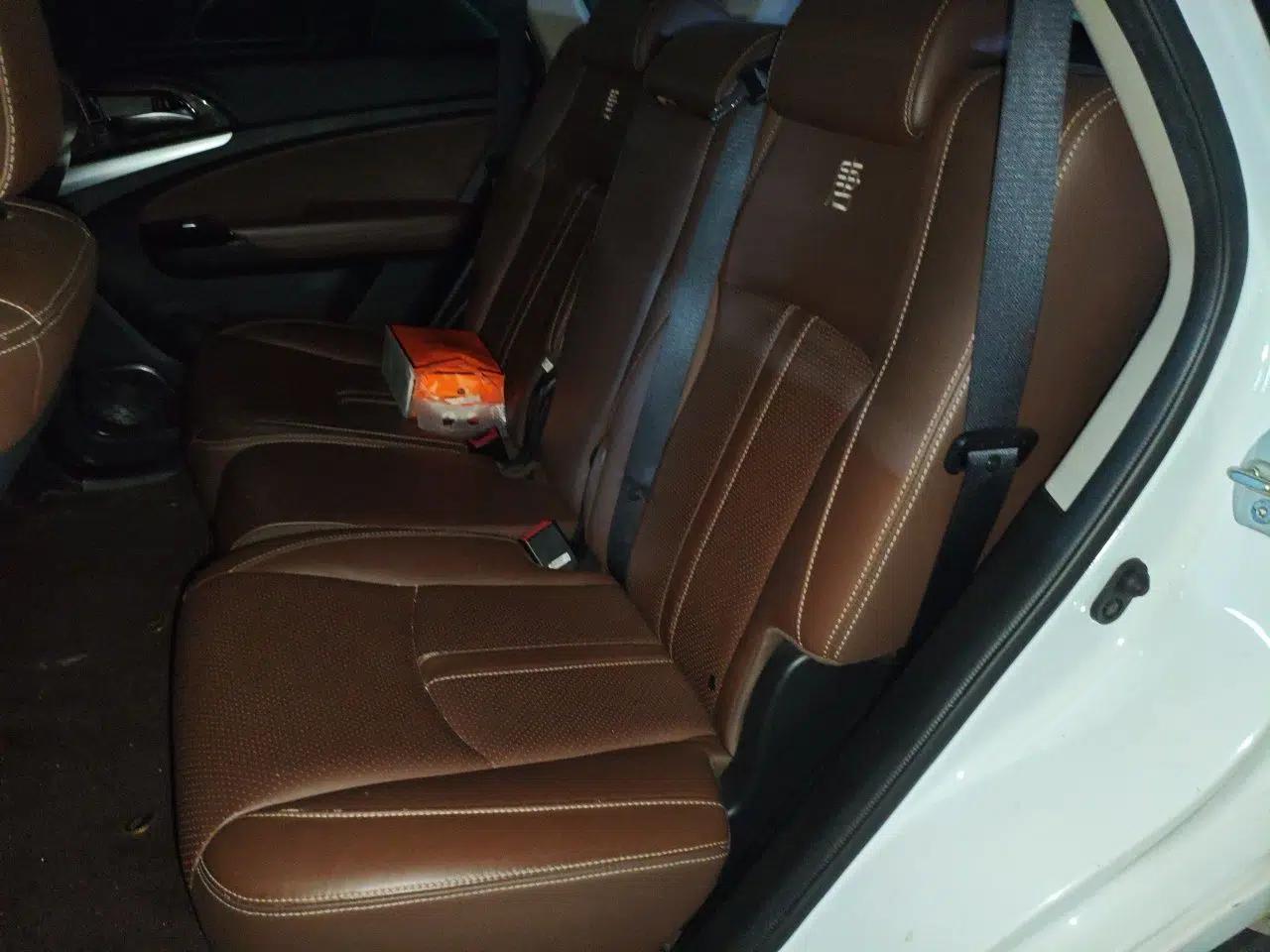 BYD Tang New Energy 2015 2.0T Four-Wheel-Drive Flagship Model — миниатюра 17